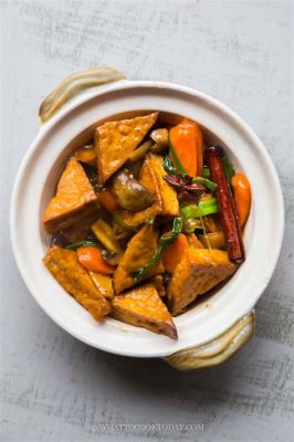  Wuzhou Braised Tofu mit Zarten Würznoten und einer Schmelzenden Textur!